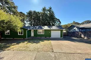 588 Canberra Dr, Philomath, OR 97370 - Photo 1