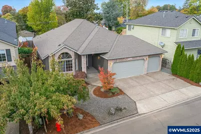 13002 Sierra Vista Dr, Lake Oswego, OR 97035 - Photo 1