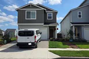 2702 Gunderson Ave, Woodburn, OR 97071 - Photo 1
