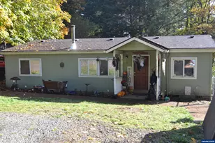 340 7th St, Falls City, OR 97344 - Photo 1