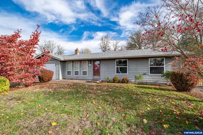 695 S 16th St, Lebanon, OR 97355 - Photo 1