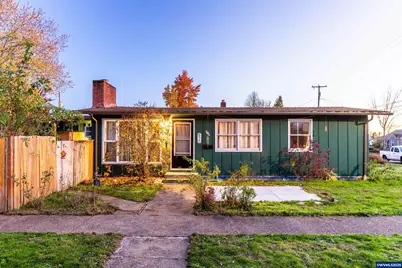 870 SW 14th Av, Albany, OR 97321 - Photo 1