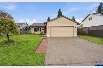 155 W Fairfield St, Gladstone, OR 97027 - Photo 1