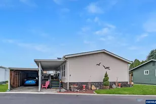 204 Cascade Dr, Lebanon, OR 97355 - Photo 1