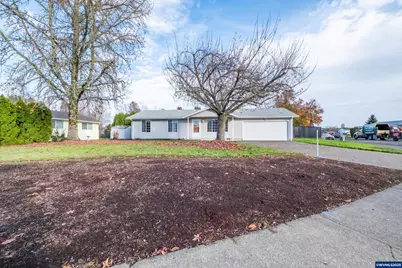 1920 SE Breakwood Cir, Albany, OR 97322 - Photo 1