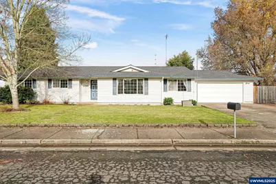 1095 33rd Av SW, Albany, OR 97321 - Photo 1