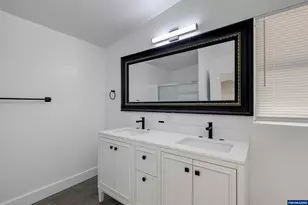 911 York St, Aumsville, OR 97325 - Photo 15