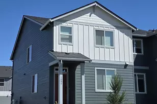 1004 Drake Ln, Woodburn, OR 97071 - Photo 1