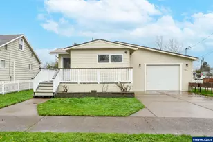 1833 2nd Av SE, Albany, OR 97321 - Photo 1
