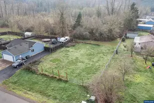 3171 Juniper St, Sweet Home, OR 97386 - Photo 1