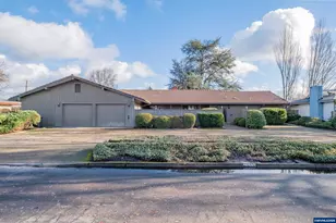 1555 NW 13th St, Corvallis, OR 97330 - Photo 1