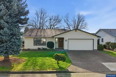 1350 Dogwood Dr, Woodburn, OR 97071 - Photo 1