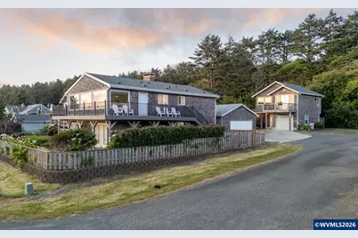 3087 S Hemlock St, Cannon Beach, OR 97145 - Photo 1