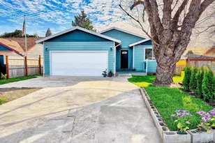 408 Clara Ct NE, Salem, OR 97301 - Photo 1