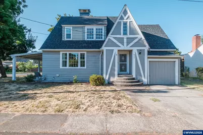 411 Mayer Dr, Lebanon, OR 97355 - Photo 1