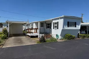 5545 43rd Way NE, Salem, OR 97305 - Photo 1