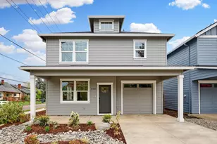 820 Pine St, Silverton, OR 97381 - Photo 1