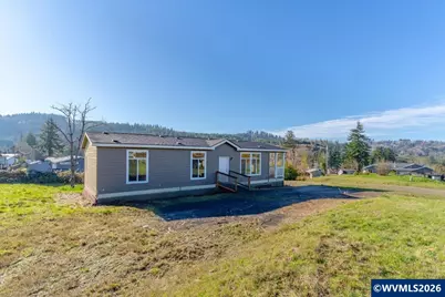 28 N Durette Dr, Rose Lodge, OR 97368 - Photo 1