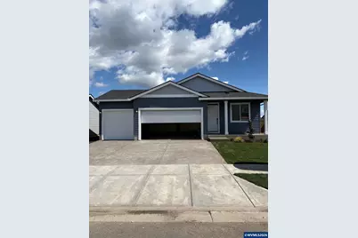 1042 Clemson St, Woodburn, OR 97071 - Photo 1