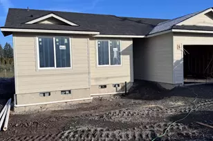 3712 Long St, Sweet Home, OR 97386 - Photo 1