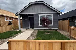 4747 SE Harrier St, Albany, OR 97322 - Photo 1