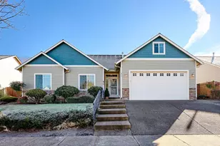 918 Pioneer Dr, Silverton, OR 97381 - Photo 1