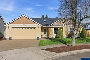 415 Maple Ct, Mount Angel, OR 97362 - Photo 1