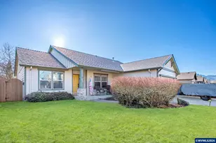 256 W Jadon Dr, Lebanon, OR 97355 - Photo 1