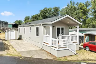 1530 Tamarack St, Sweet Home, OR 97386 - Photo 1