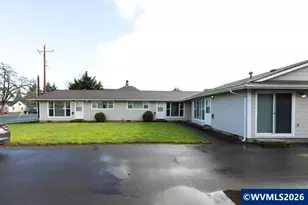 271 SE Washington St, Dallas, OR 97338 - Photo 1