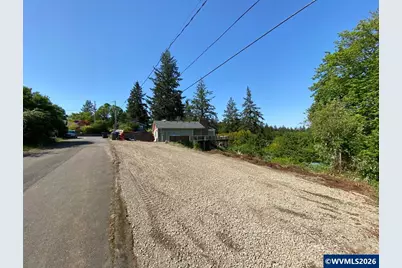 360 View Dr NW, Salem, OR 97304 - Photo 1