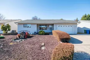 309 S Columbia Dr, Woodburn, OR 97071 - Photo 1