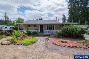 1115 Juniper St, Sweet Home, OR 97386 - Photo 1