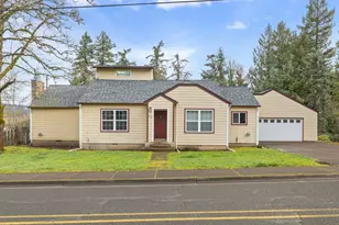 910 Oak Terrace, Sweet Home, OR 97386 - Photo 1