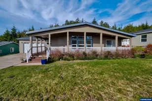 125 SE Whalesong Dr, Depoe Bay, OR 97341 - Photo 1