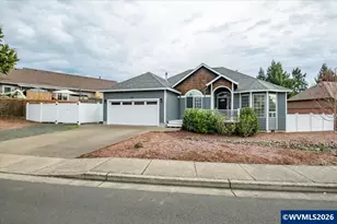 684 Northwest Jasper Street, Dallas, OR 97338 - Photo 1
