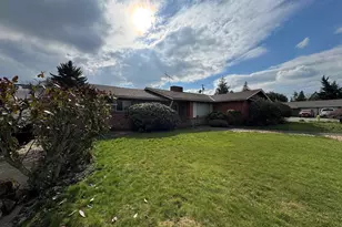 240 NW Baker Creek Rd, McMinnville, OR 97128 - Photo 1