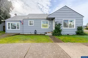 861 W 10th St, Junction City, OR 97448 - Photo 1