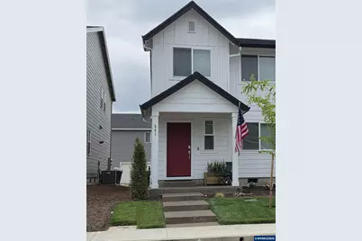 841 Sifuentez Ct, Woodburn, OR 97071 - Photo 1