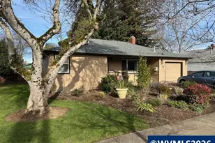 451 E St, Lebanon, OR 97355 - Photo 1