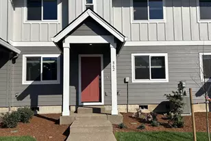 862 Sifuentez Ct, Woodburn, OR 97071 - Photo 1