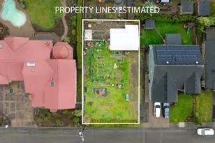 1702 NE Laurel Ave, Woodburn, OR 97071 - Photo 1