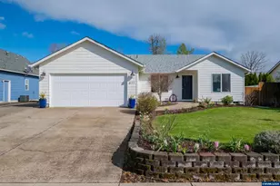 611 Hobson St, Stayton, OR 97383 - Photo 1
