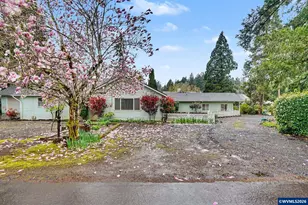 390 Salem Heights Ave S, Salem, OR 97302 - Photo 1