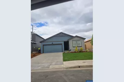 113 Greencrest St NE, Salem, OR 97301 - Photo 1