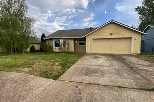 227 NW Bonanza Ave, Dallas, OR 97338 - Photo 1