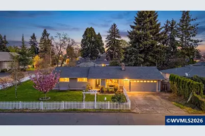 821 Johnson St, Woodburn, OR 97071 - Photo 1