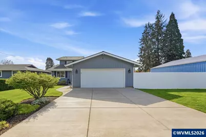 4094 5th St, Hubbard, OR 97032 - Photo 1
