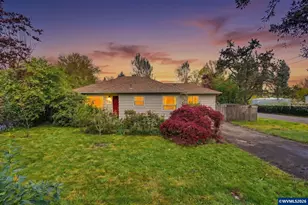 895 Ratcliff Dr SE, Salem, OR 97302 - Photo 1