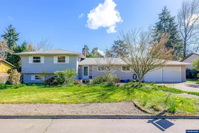 355 S Stadium Dr, Monmouth, OR 97361 - Photo 1